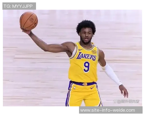 夸梅:任何NBA球员都能打出巨星数据唯独布朗尼例外 夸梅:任何NBA球员都能打出巨星数据唯独布朗尼例外